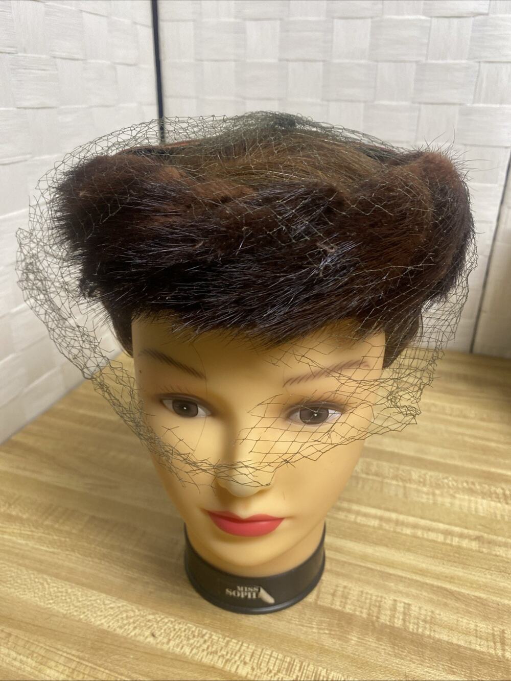 1950s Brown Mink Fur Halo Hat With Vail & Big Satin Bow